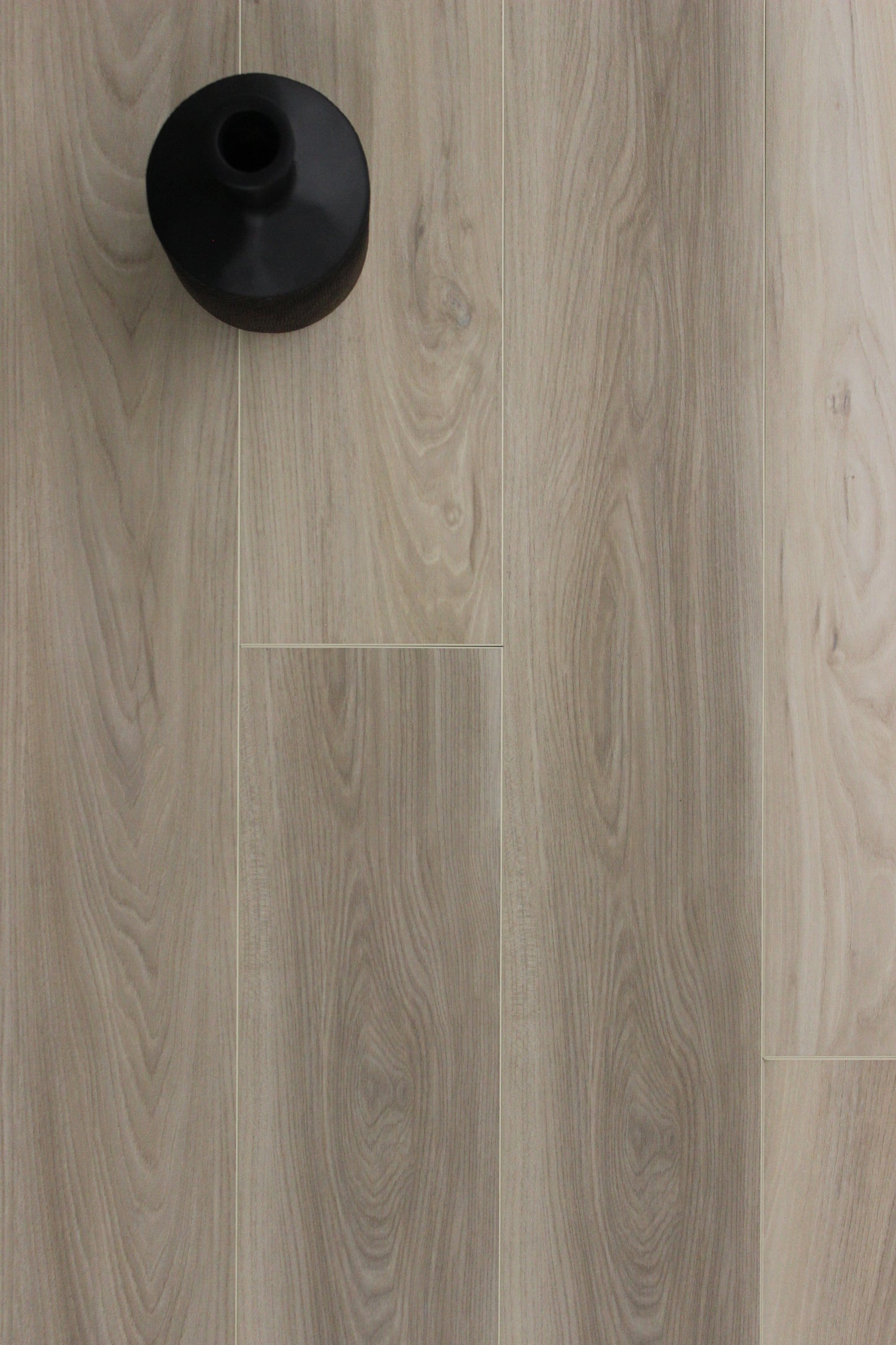 Vinyl zenflex 4.5mm 23.36 sqft/box lumina