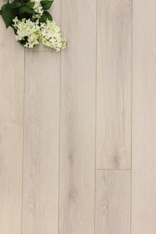 Laminate edge 12mm adagio ac3 16.48 sqft/box